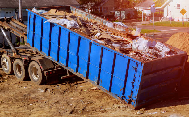 Best Construction Debris Removal  in Loop, PA